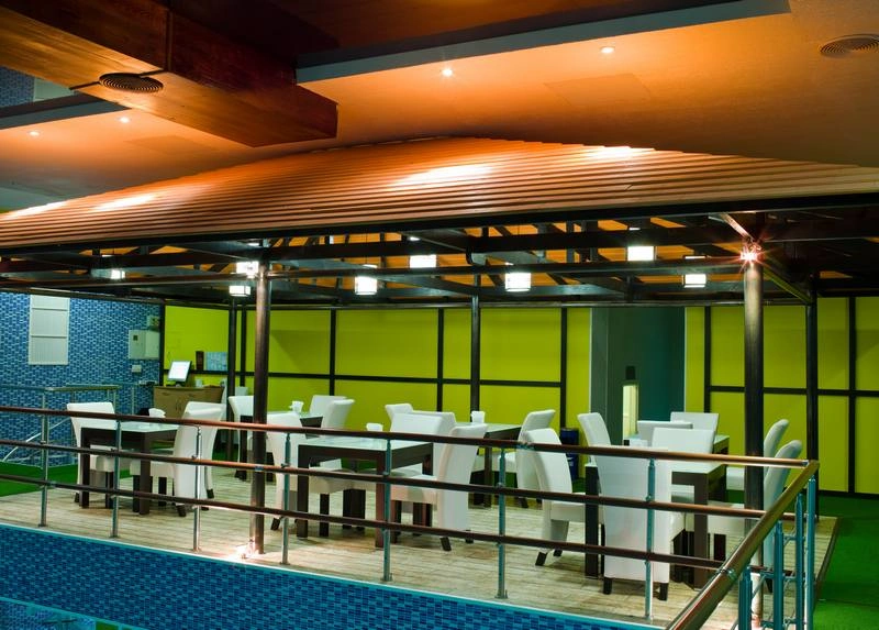 Освещение столовой зоны и кафетериев, бара, ресторана