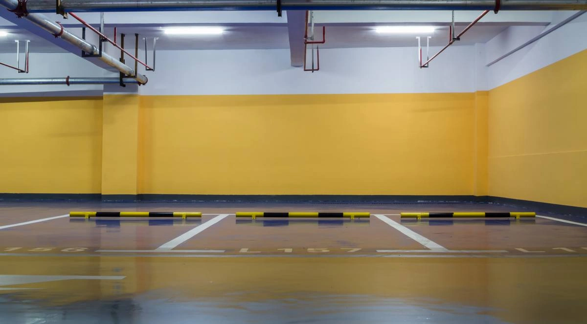 Освещение подземного паркинга