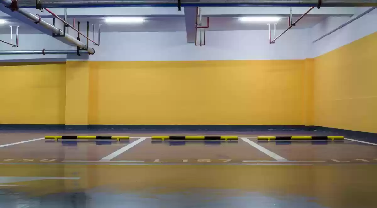 Освещение подземного паркинга