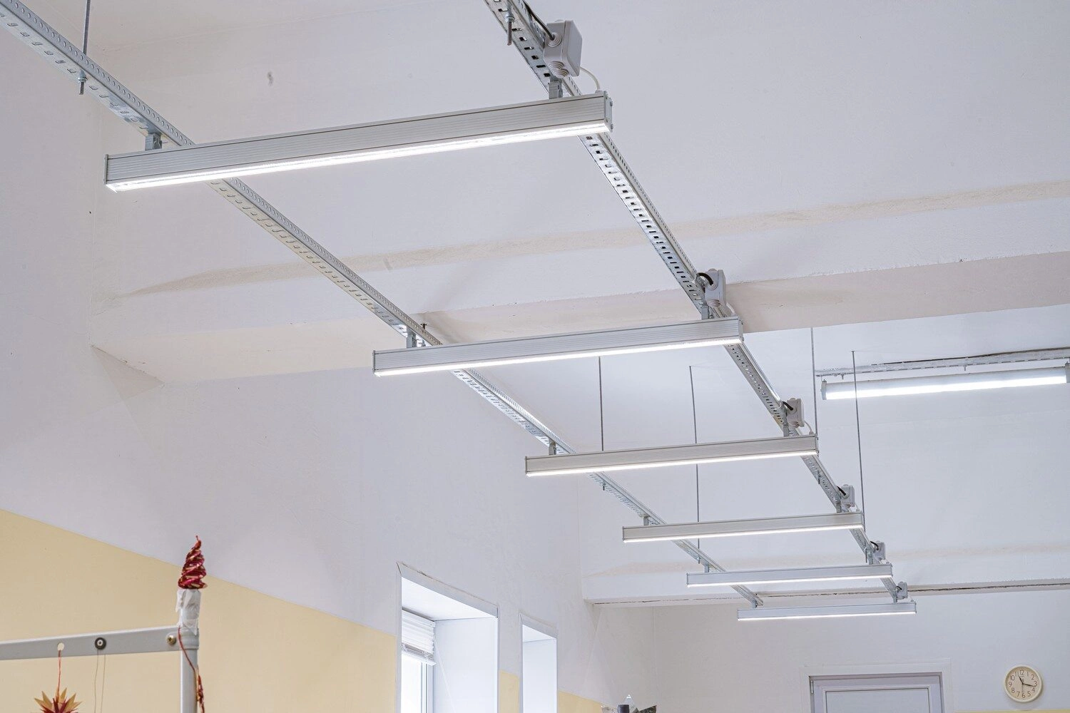 Освещение производственных помещений