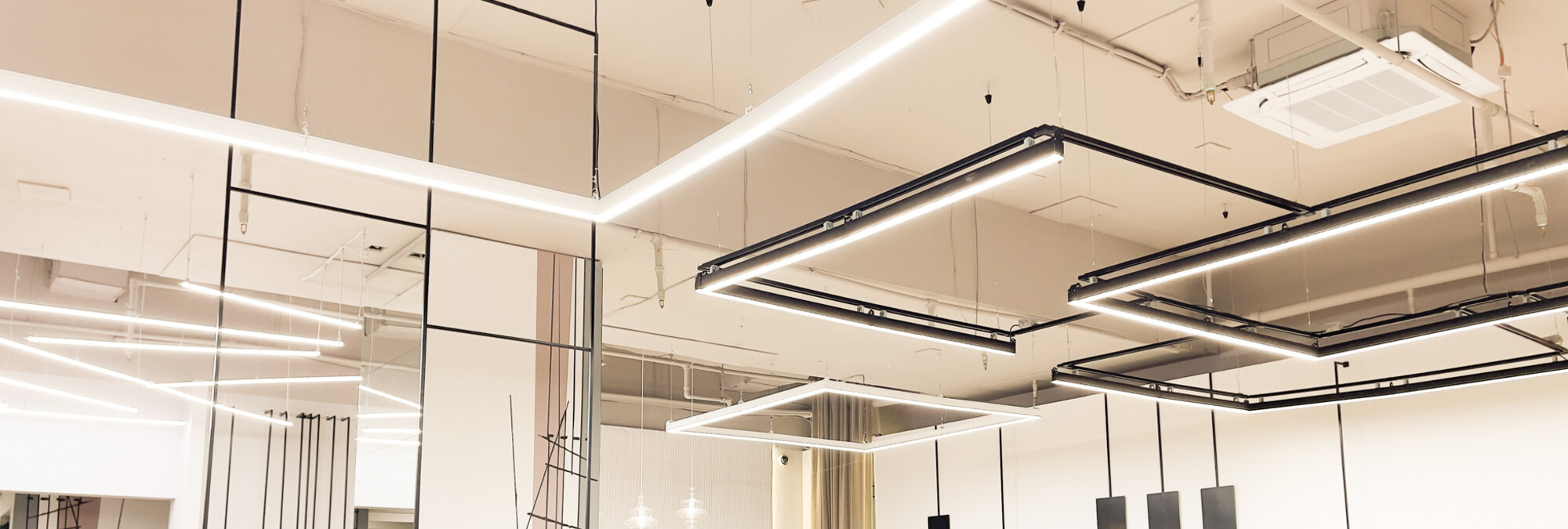 Освещение офисов и коворкингов