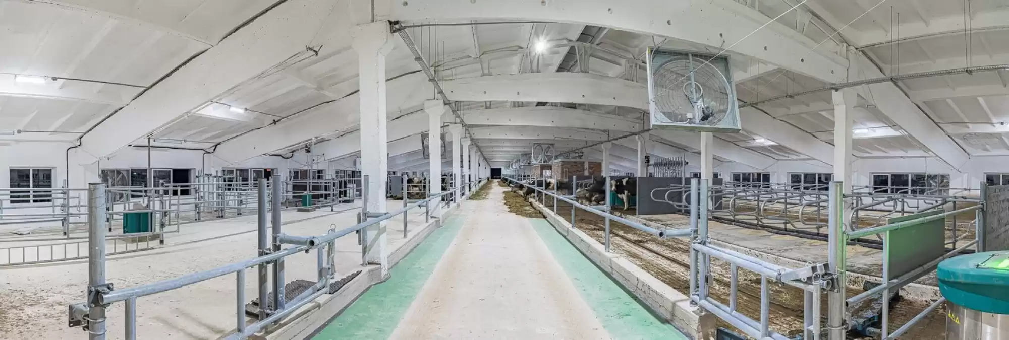 Освещение предприятий АПК